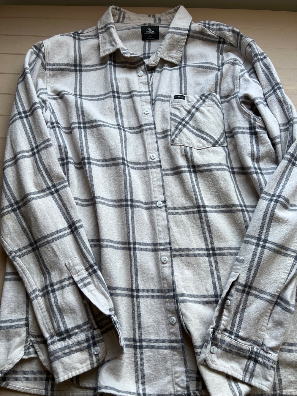 Brushed cotton plaid flannel Rip Curl men’s XXL long sleeve shirt